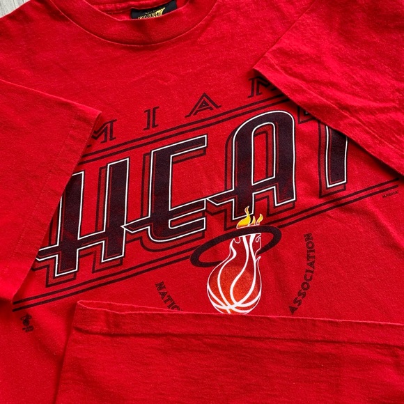 VTG Miami Heat Single Stitch T-shirt Mens Large (Fits Medium) - Picture 2 of 8